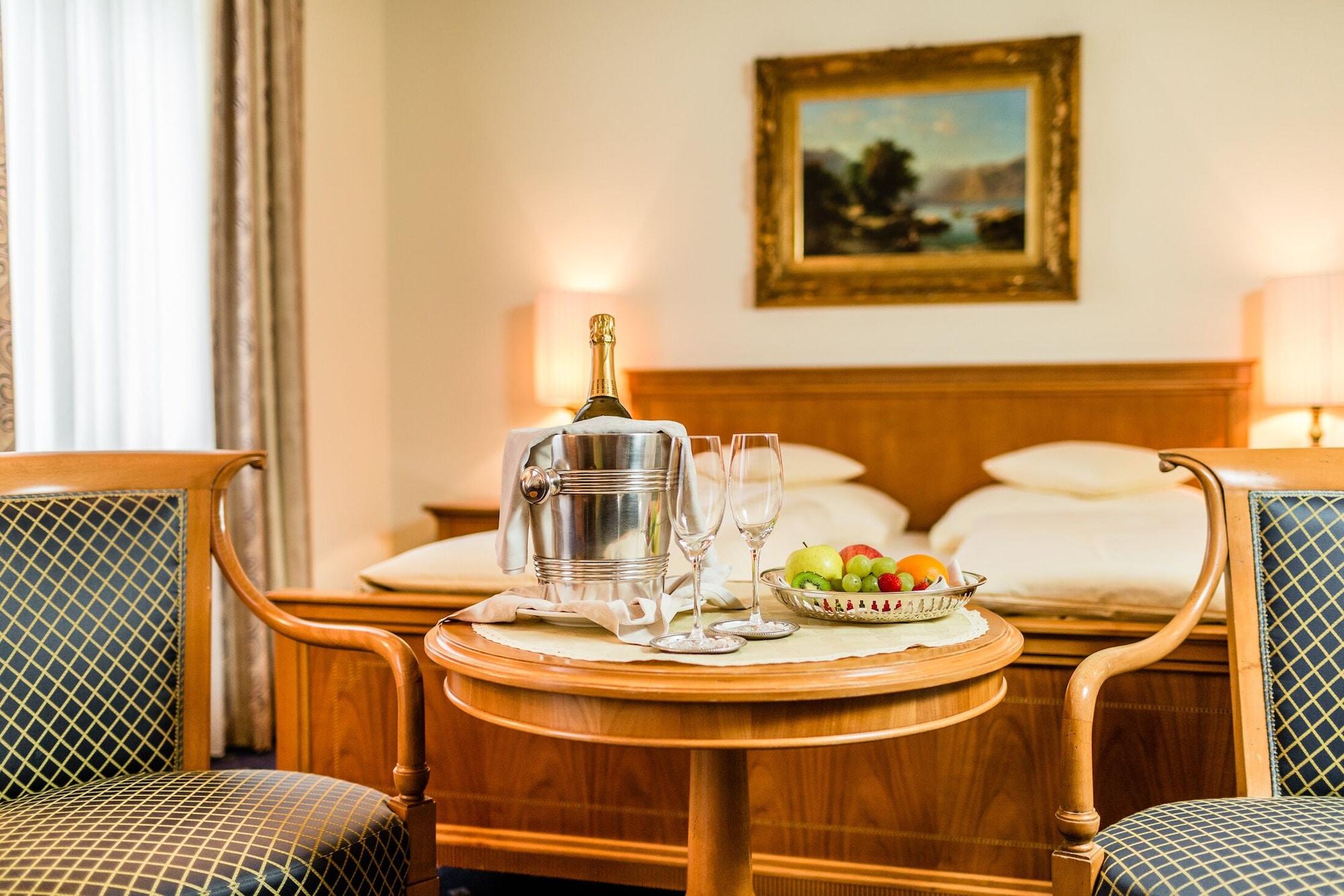 Hotel Bavaria Merano Esterno foto