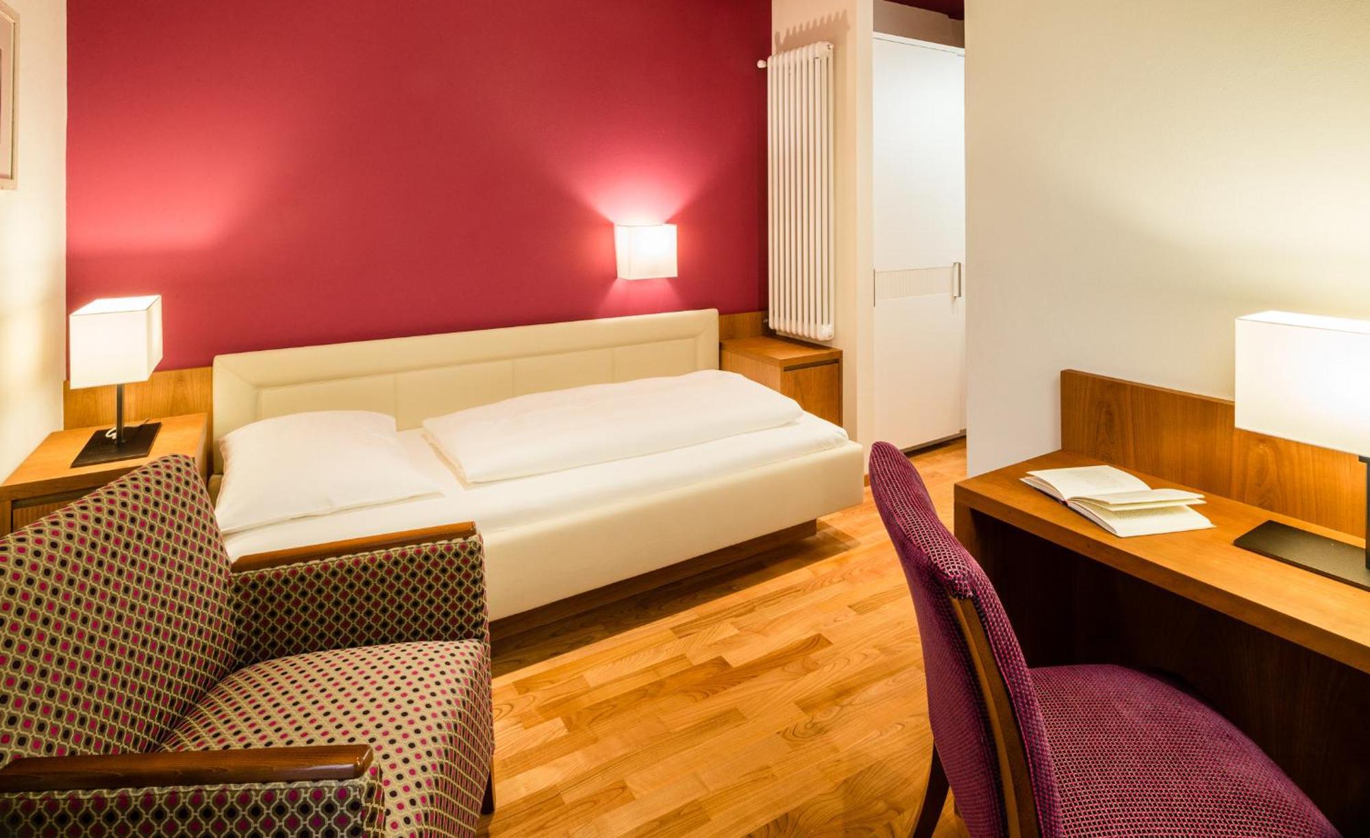 Hotel Bavaria Merano Esterno foto